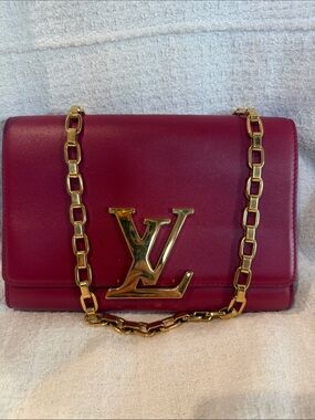 Louis Vuitton Magenta and Louise Shoulder Bag with Gold Chain
